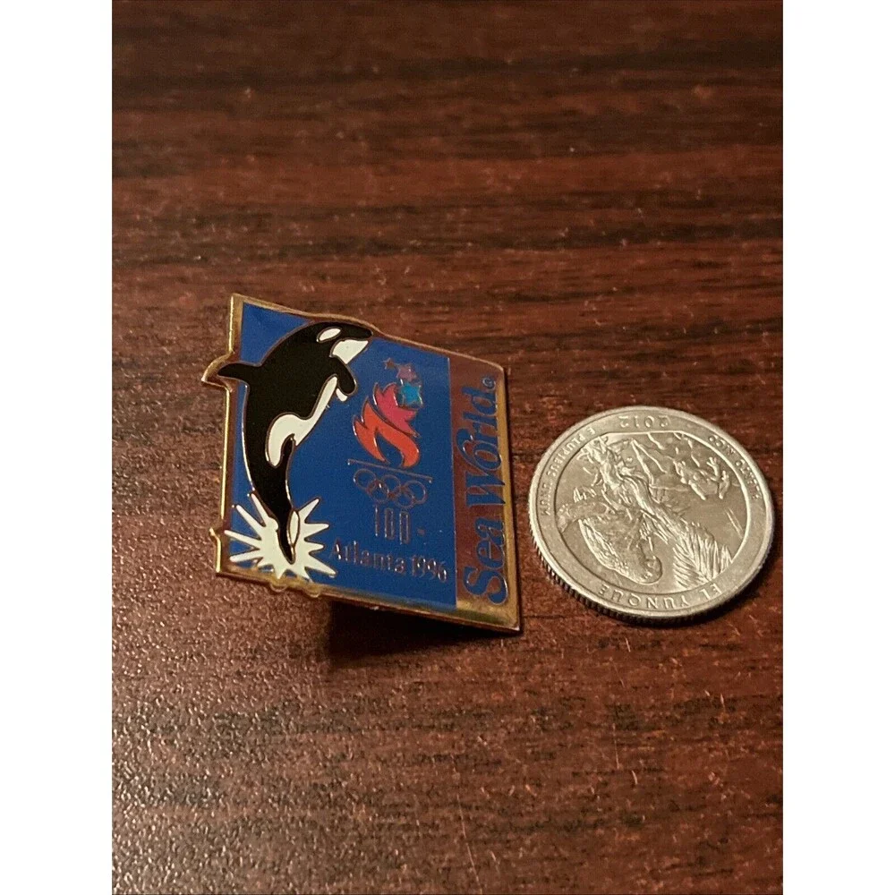 1996 Atlanta Olympics Sea World Shamu‎ Orca Killer Whale Lapel Hat Pin